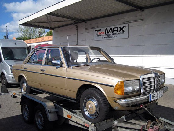 Mercedes W123 Detalle 3