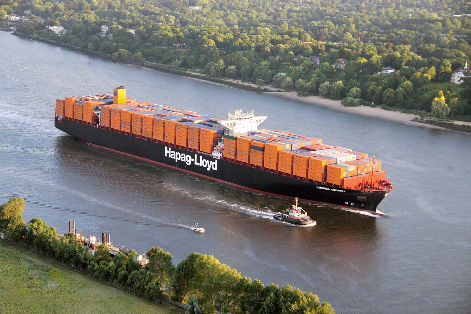 Barcos Hapag Lloyd con condiciones extremas de humedad salina